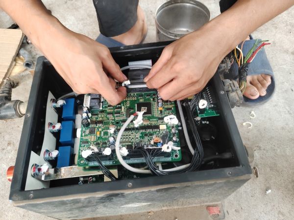 新能源電子維修